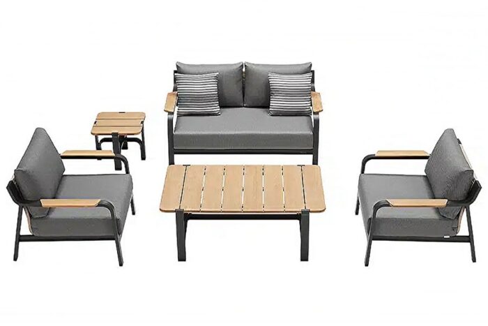 Salon de jardin 4 places gris en aluminium, composé d'un canapé de jardin 2 places, de 2 fauteuils, d'une table basse et d'une table d'appoint. Mobilier de jardin haut de gamme Visconti.