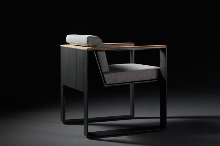 Chaise de jardin avec accoudoirs aluminium noir Cambusa.