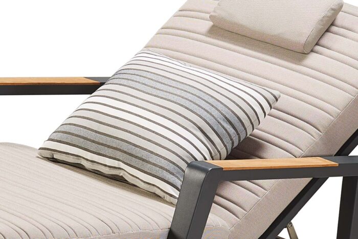 Zoom sur tissu beige oléfine EMOTI