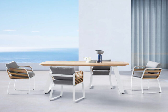ensemble table et chaises Wing