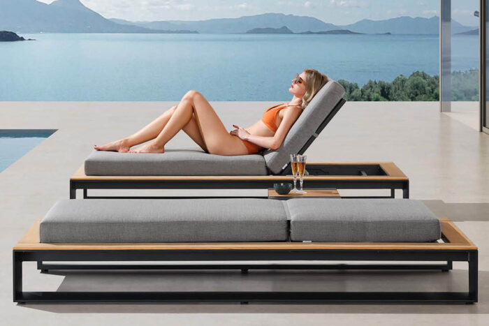 Bain de soleil design gris et teck Cambusa