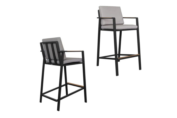 Chaises hautes de jardin haut de gamme en aluminium noir pour bar extérieur.