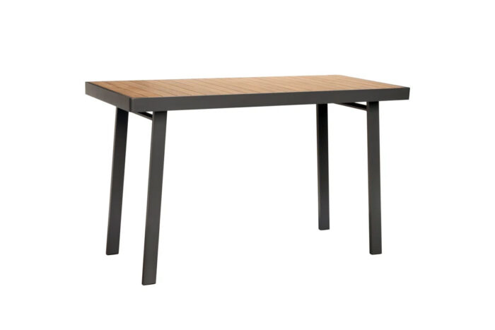 Table haute de jardin en aluminium noir et plateau en teck massif. Finitions haut de gamme chez Maison Belloeil.